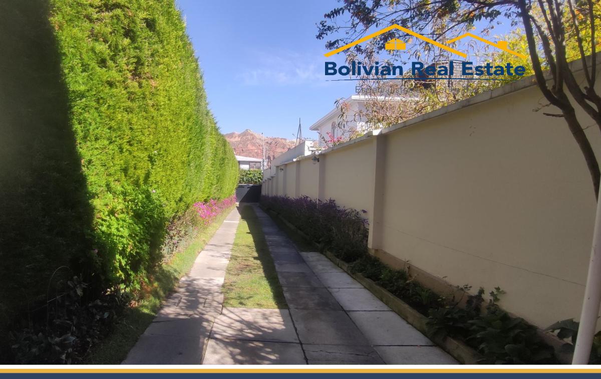 Casa en Venta en la mejor ubicación de Calacoto