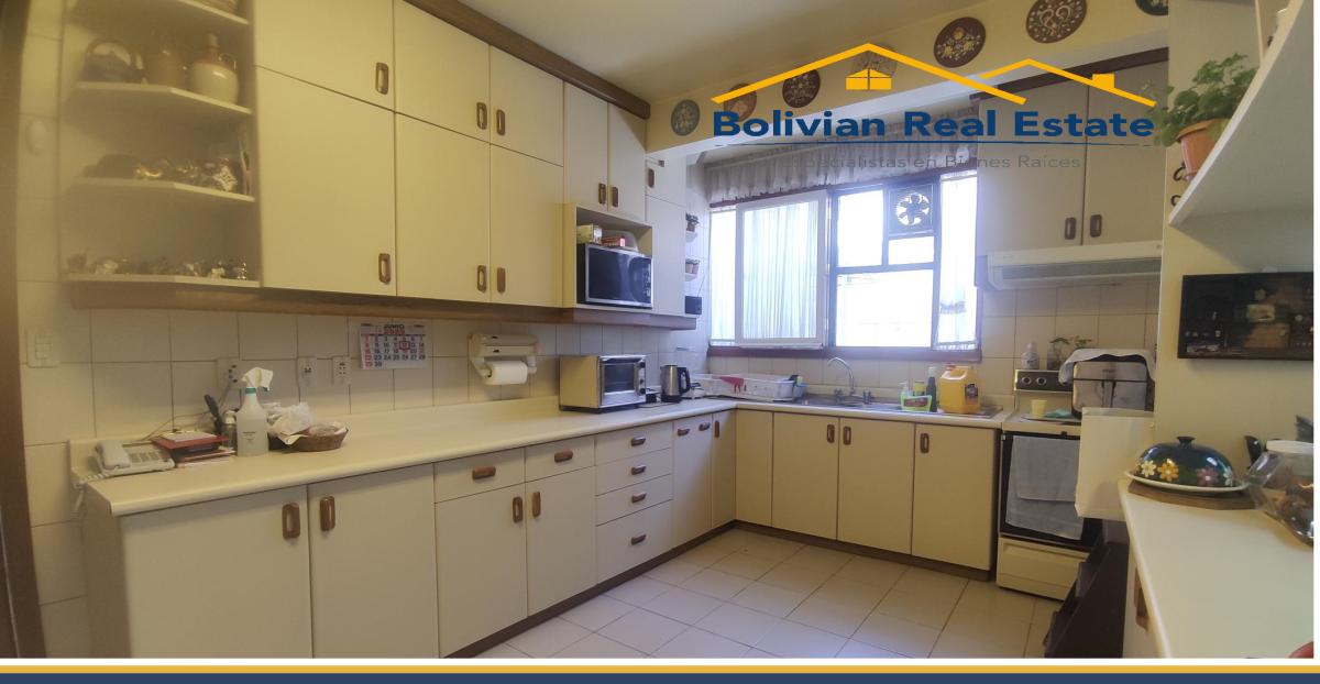 Casa en Venta en la mejor ubicación de Calacoto