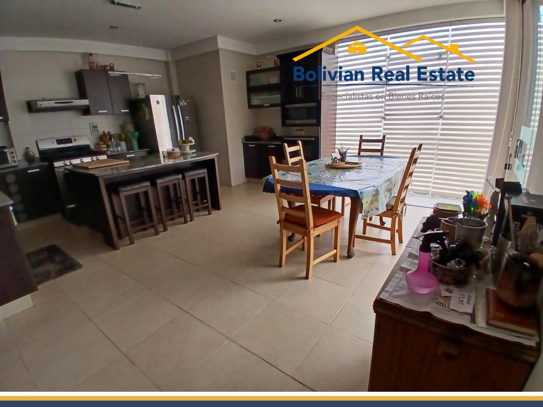 EN VENTA – HERMOSO DEPARTAMENTO EN CALACOTO, AV. FUERZA NAVAL