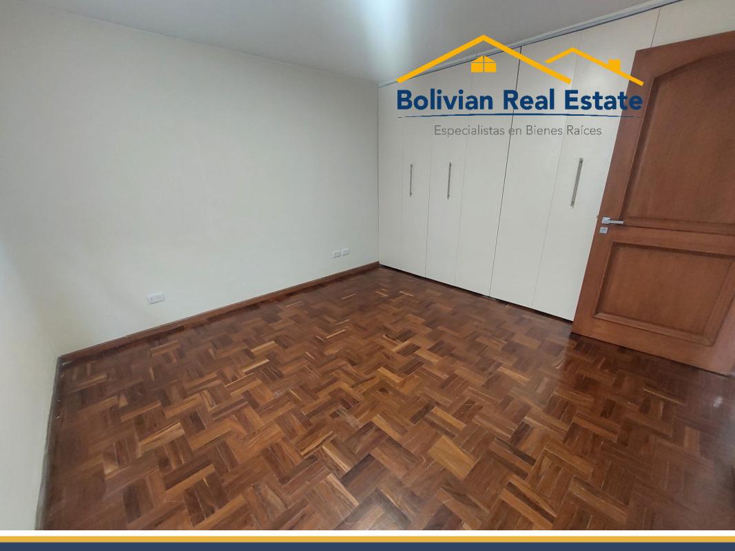 BONITA Y MODERNA CASA EN VENTA – LA FLORIDA