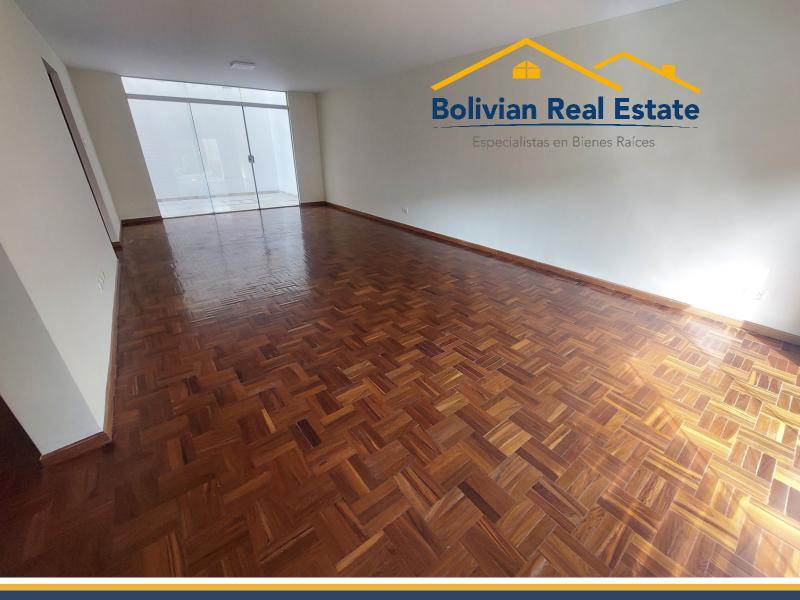 BONITA Y MODERNA CASA EN VENTA – LA FLORIDA